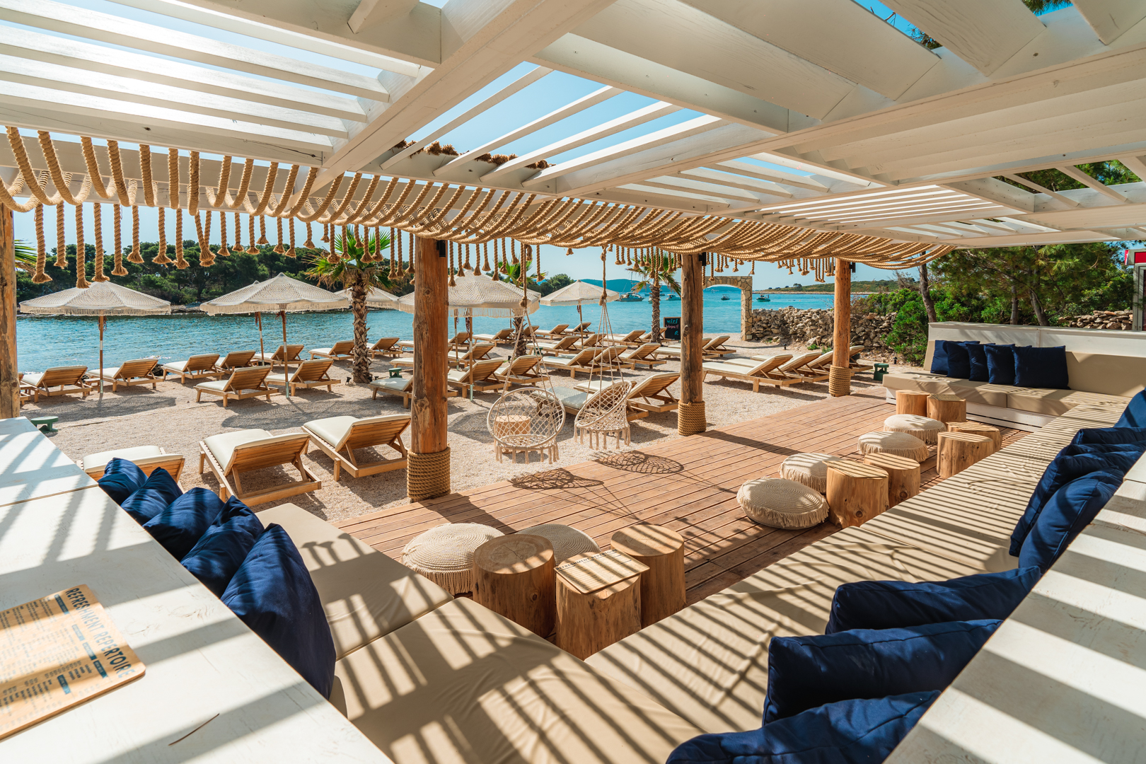 beach bar shkoy, beach club shkoy