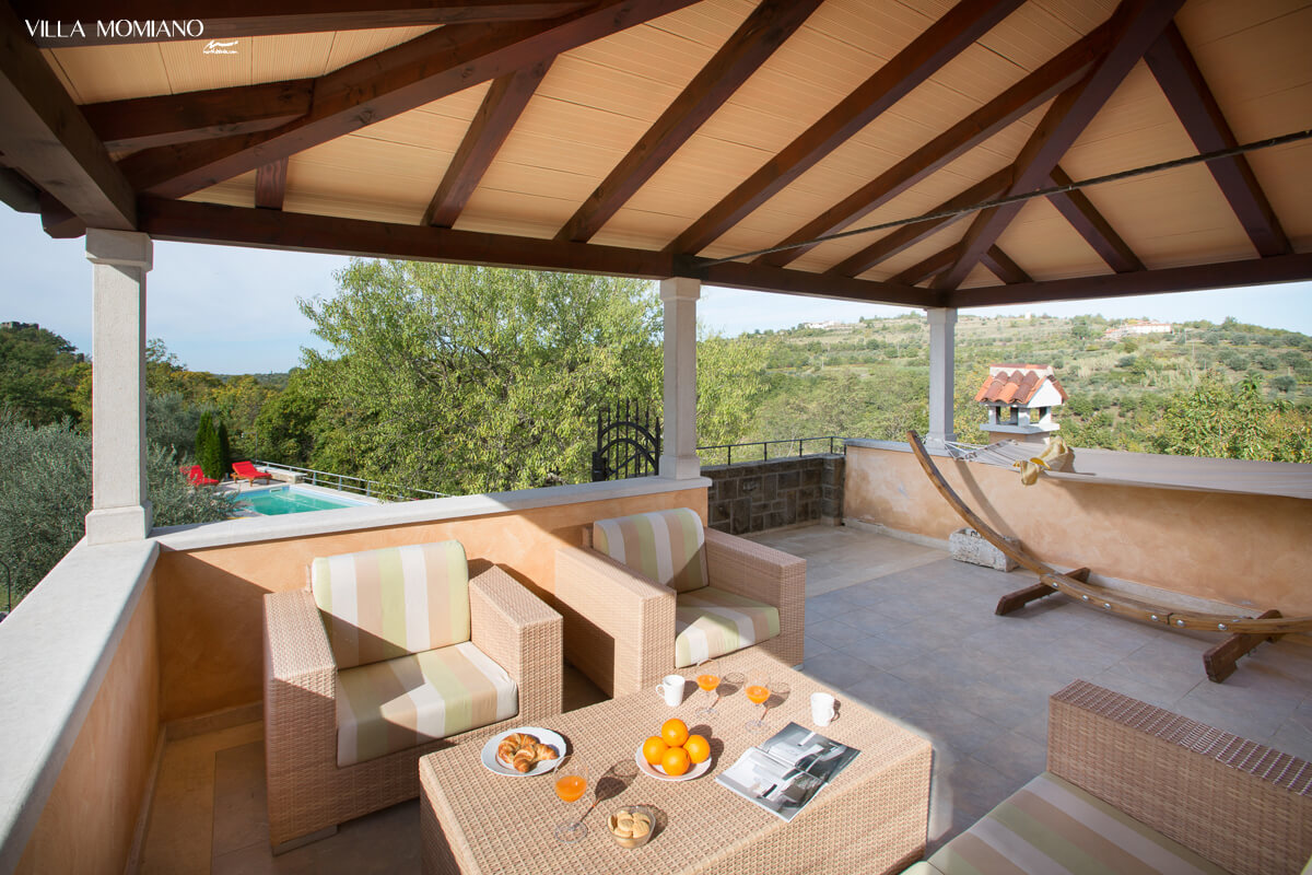 villa momiano, momjan