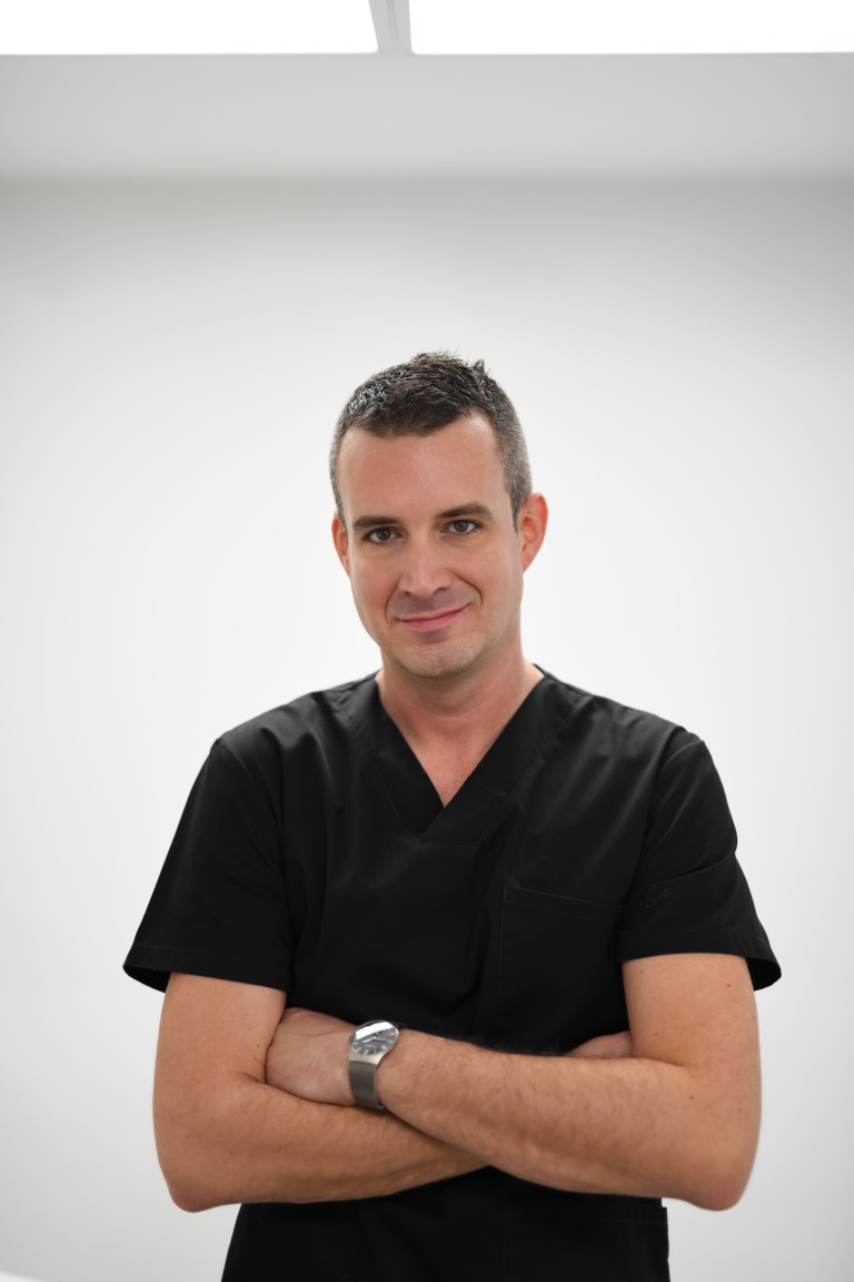 dr. med. Borna Pavičić, specijalist dermatologije i venerologije