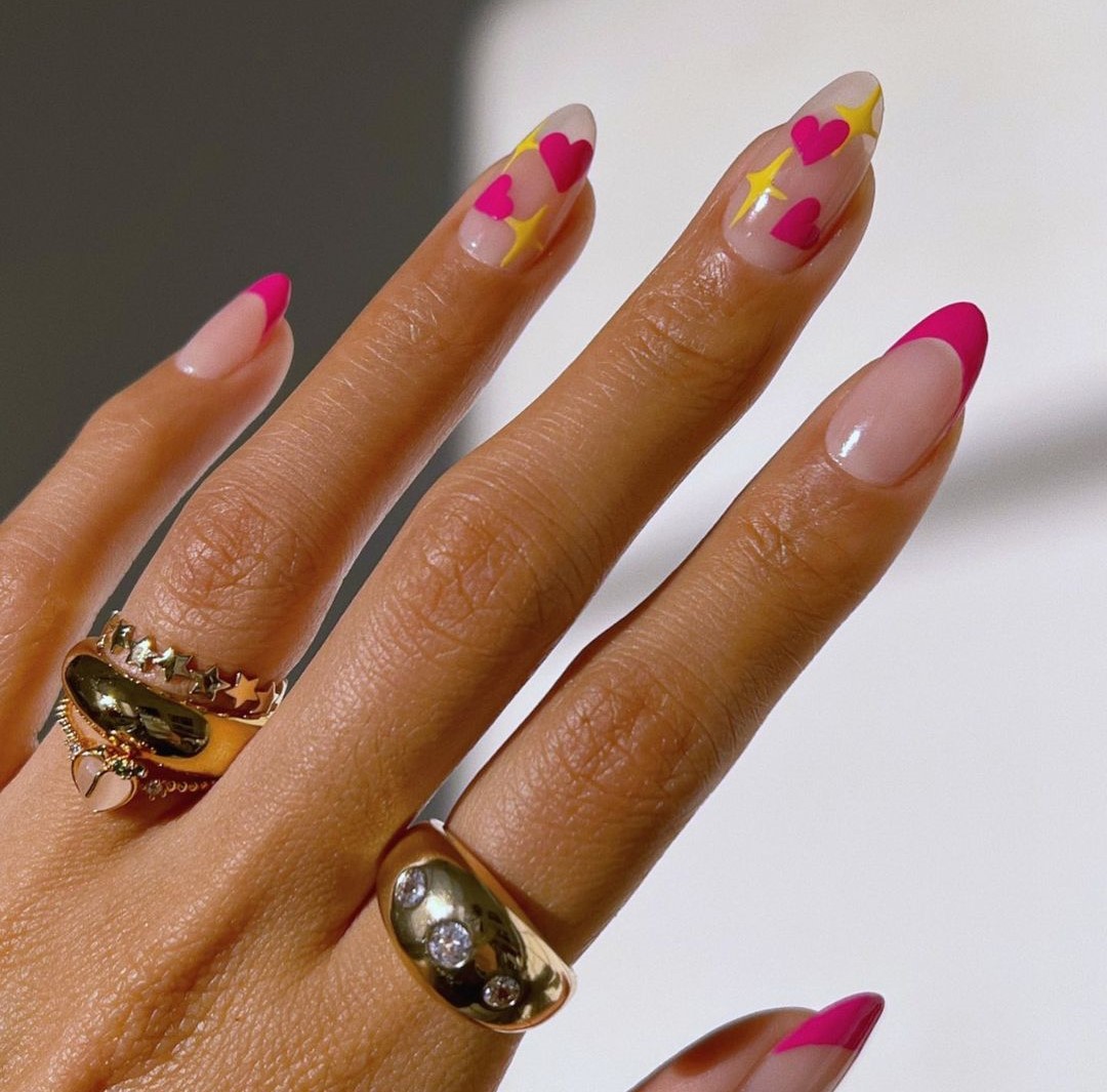 manikura za valentinovo