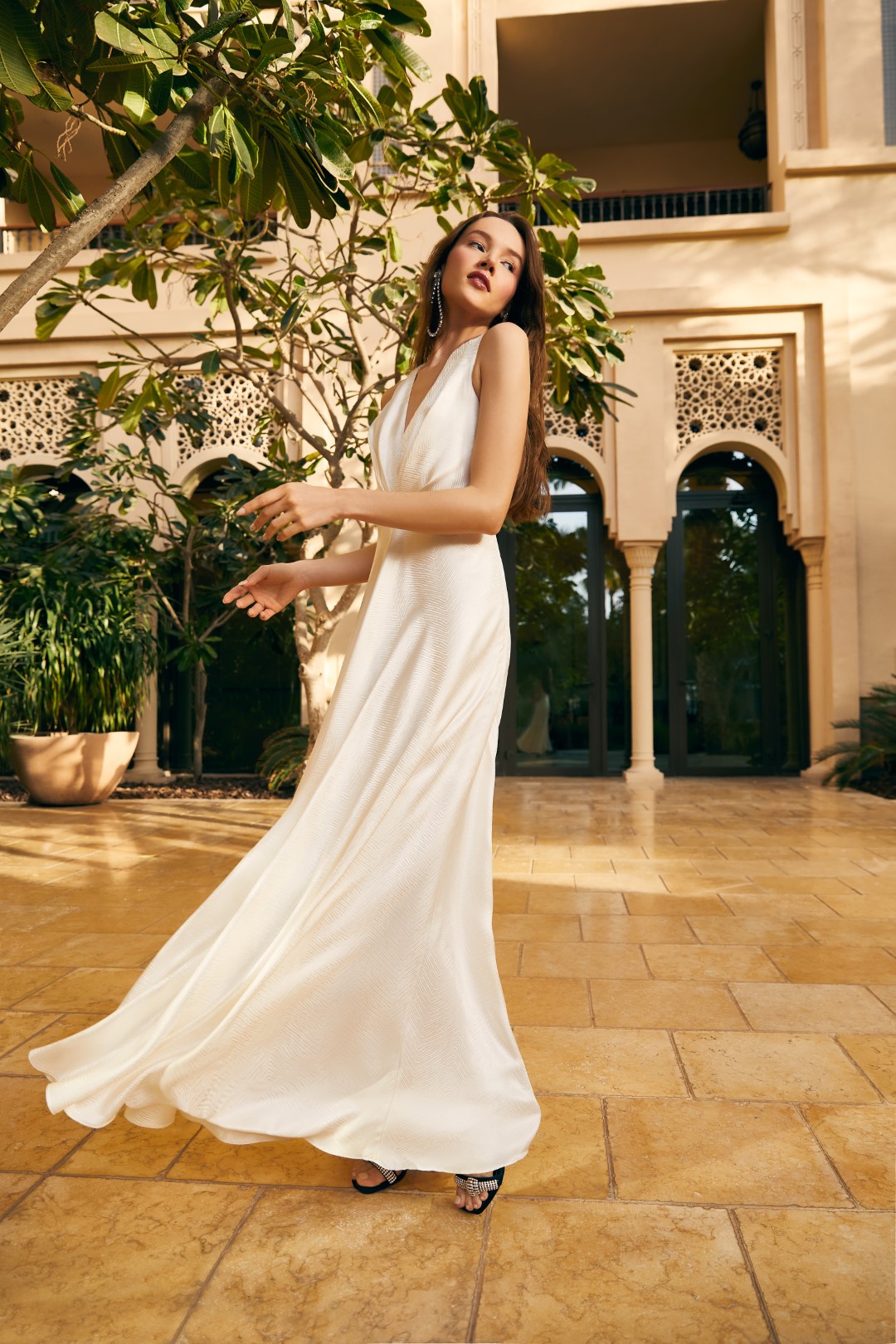 Lei Lou by Alex Dojčinović