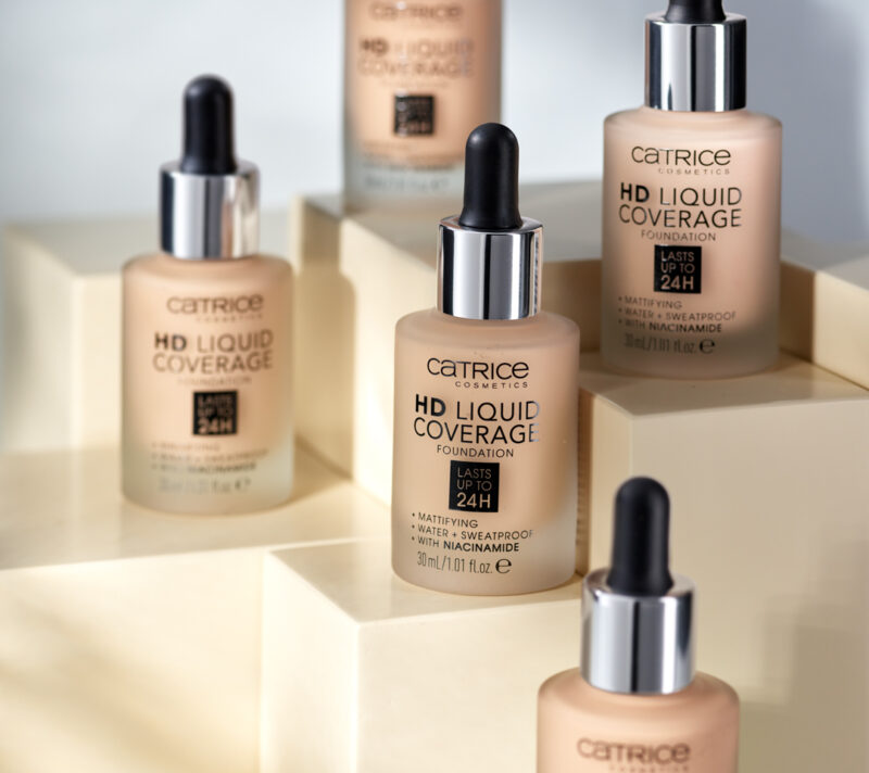 CATRICE HD LIQUID COVERAGE TEKUĆI PUDER