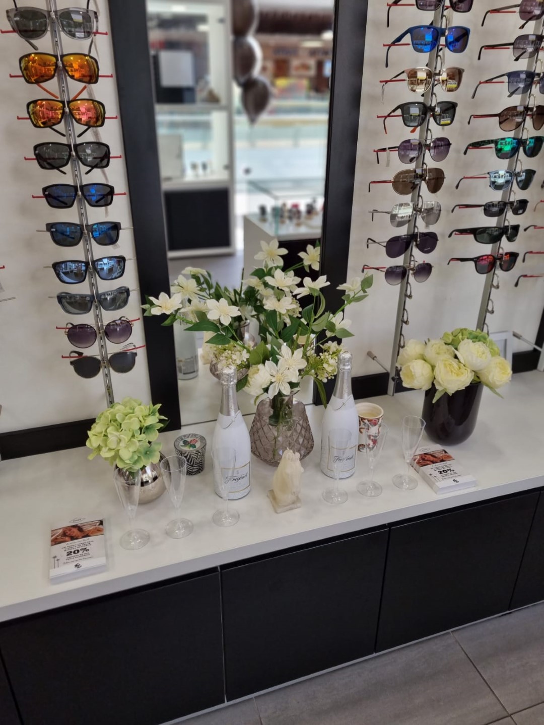 fossil satovi akcija