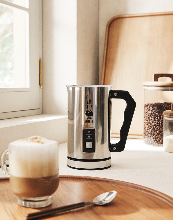 Automatska pjenjača