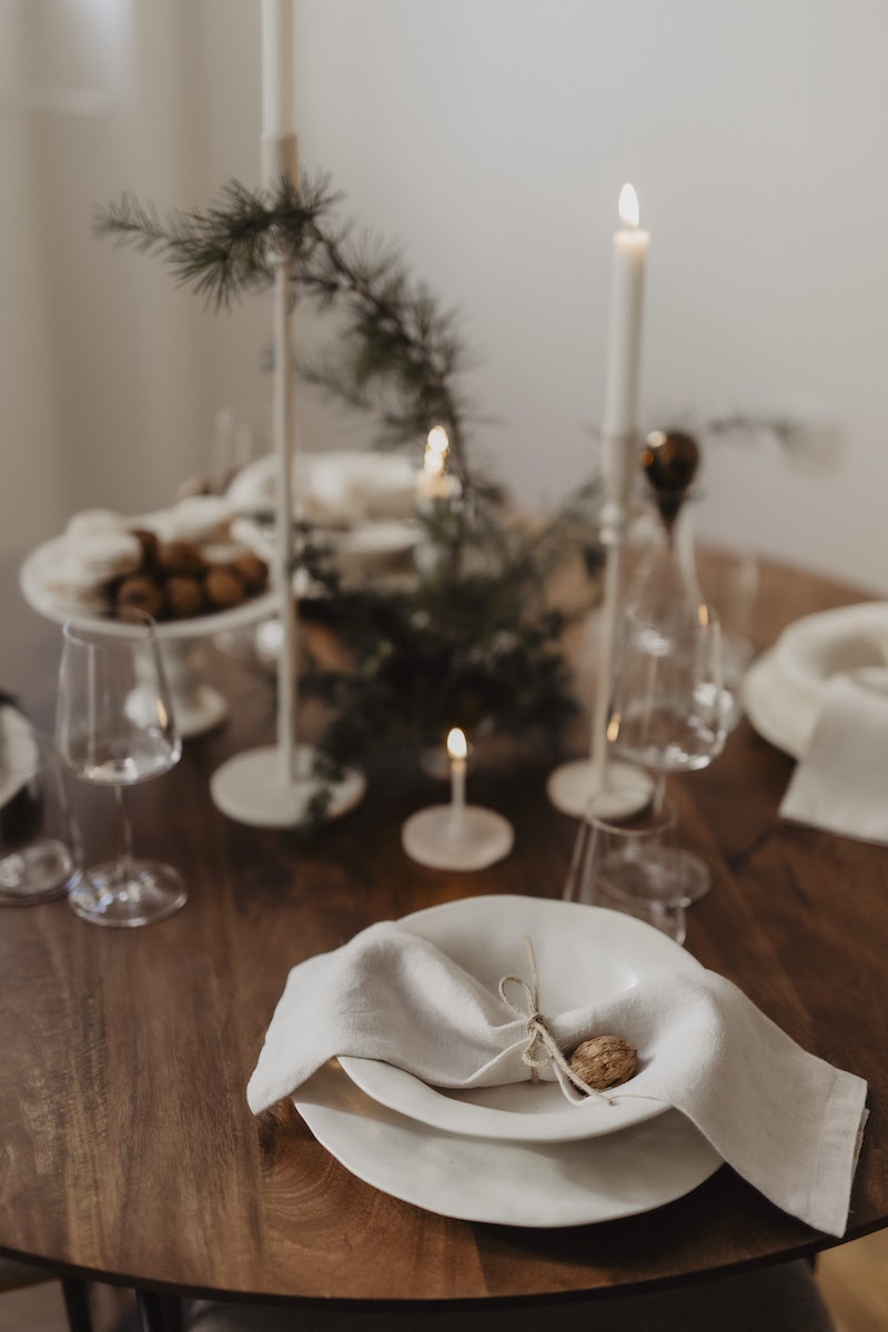 uređenje blagdanskog stola