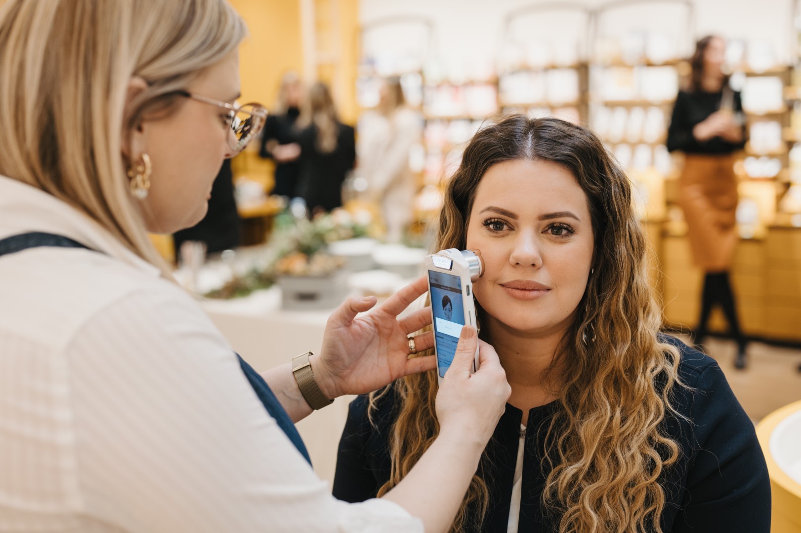 Loccitane uređaj za analizu stanja kože