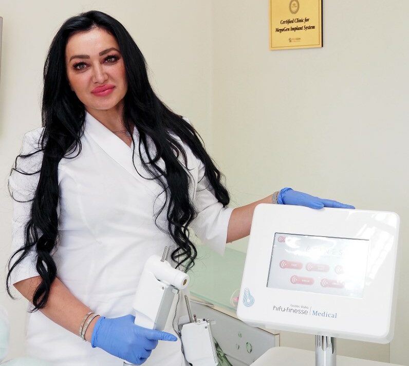 dr. Vivian Jurković