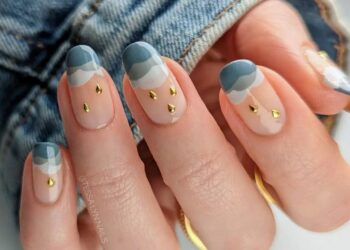 Cloud nails