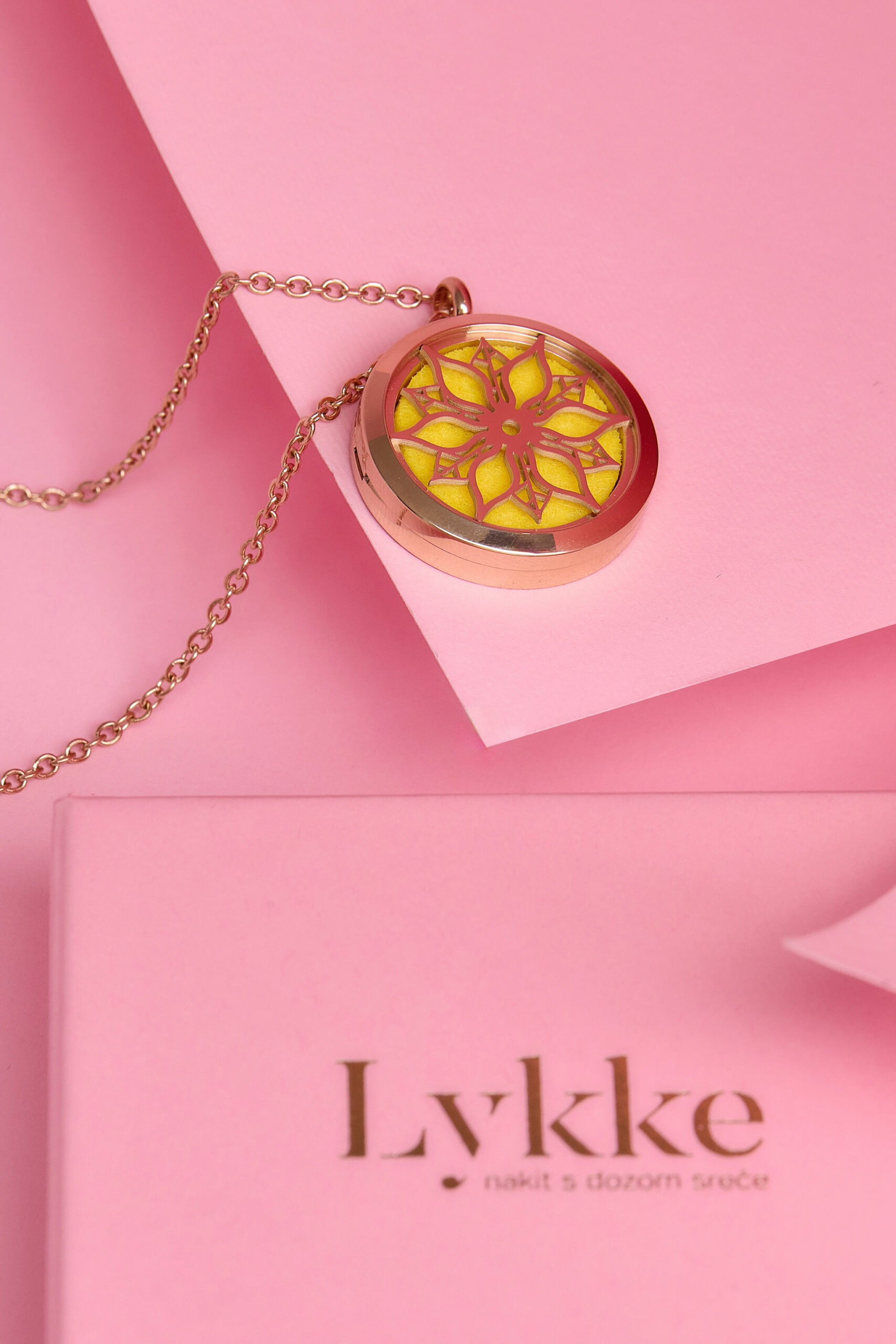 Lykke You Make Me Happy medaljon