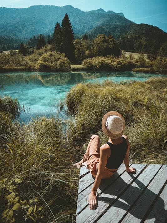 introvert, karakteristike