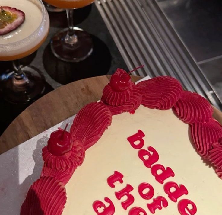 Duhovite rođendanske torte