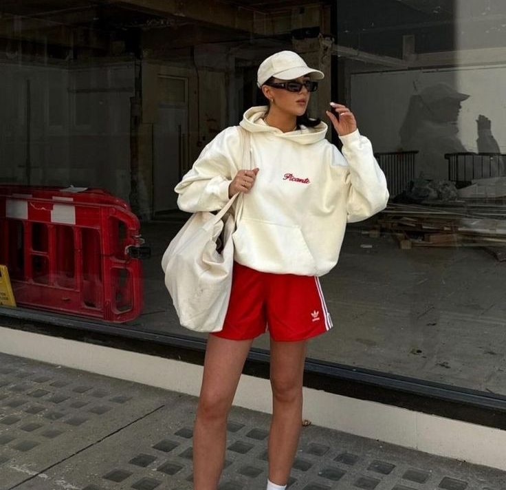 Outfiti za trening postali su vrlo chic, a ovih 10 stylinga to dokazuje