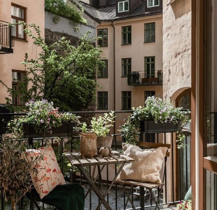 Kako urediti mali balkon