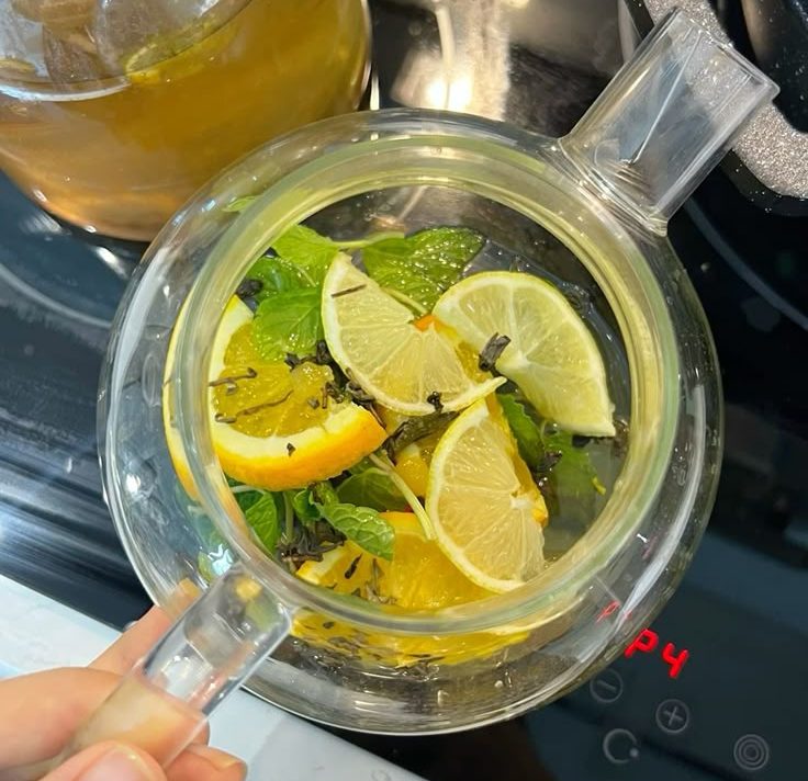 Lemon balm s matičnjakom za mršavljenje