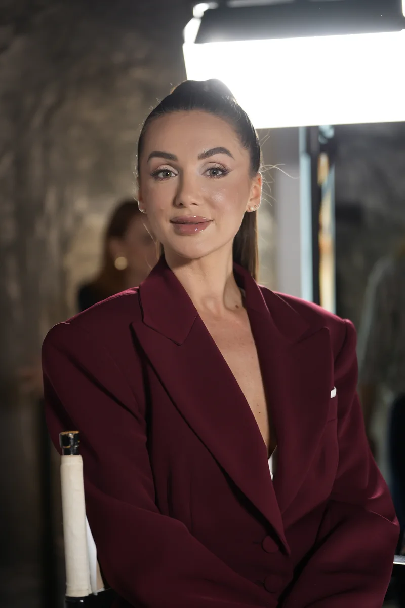 Masterclass u organizaciji DermaCare centra i brenda Jane Iredale održao se u Zagrebu, a polaznicima su dvojica edukatora demonstrirali kreiranje dnevnog, večernjeg i bridal looka - koji su za podlogu imali novi Skintuition SPF 30 Radiance-Boosting Liquid puder.