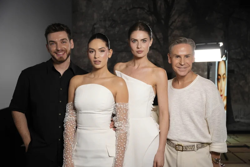 Masterclass u organizaciji DermaCare centra i brenda Jane Iredale održao se u Zagrebu, a polaznicima su dvojica edukatora demonstrirali kreiranje dnevnog, večernjeg i bridal looka - koji su za podlogu imali novi Skintuition SPF 30 Radiance-Boosting Liquid puder.