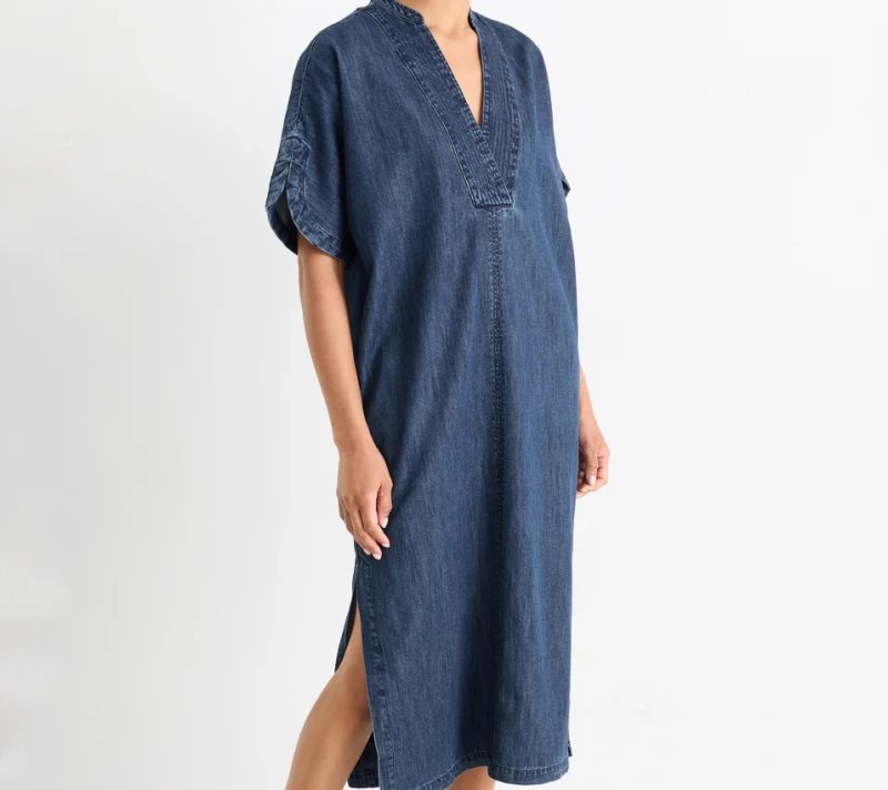 Kaftan modni trend 2025.