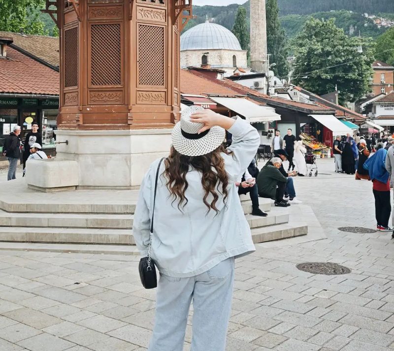 Kako jedna fotografkinja hvata dušu Sarajeva – i mijenja pravila putničke fotografije zauvijek