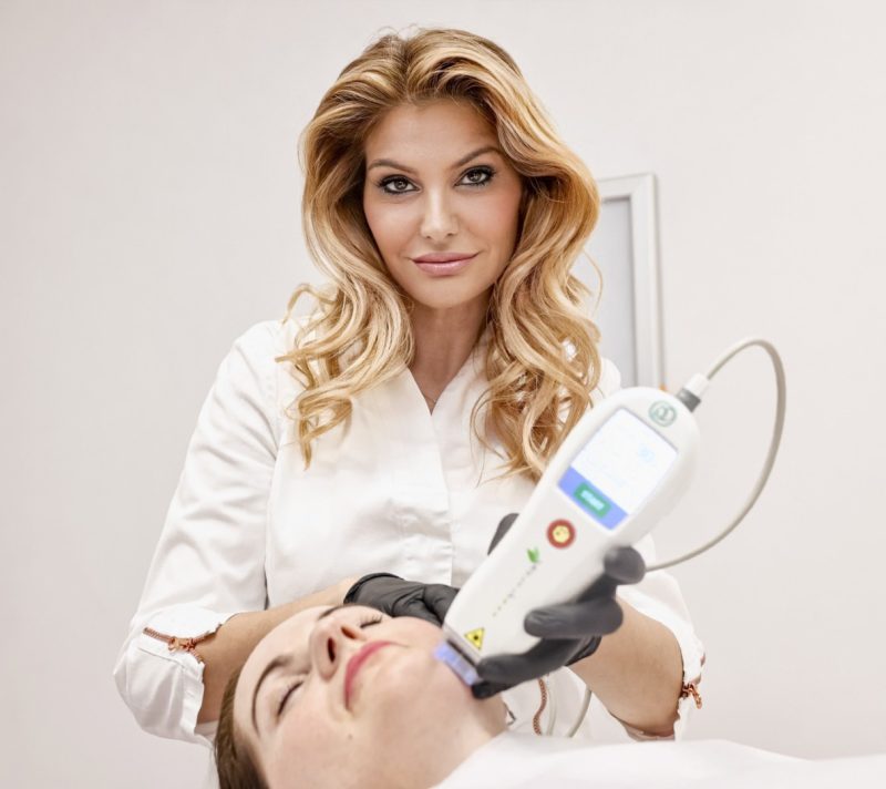 Omiljena poliklinika tijekom rujna ima popust na sve usluge, uključujući i hit tretman za zategnutu kožu