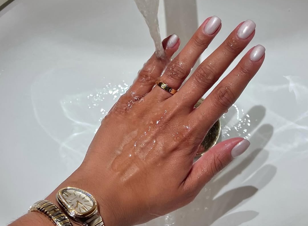 brzinska kućna manikura