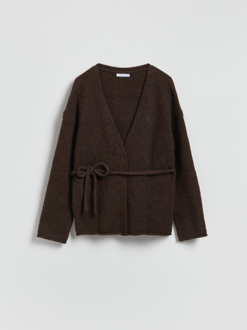 High street veste i topovi za prijelazno razdoblje 2025.