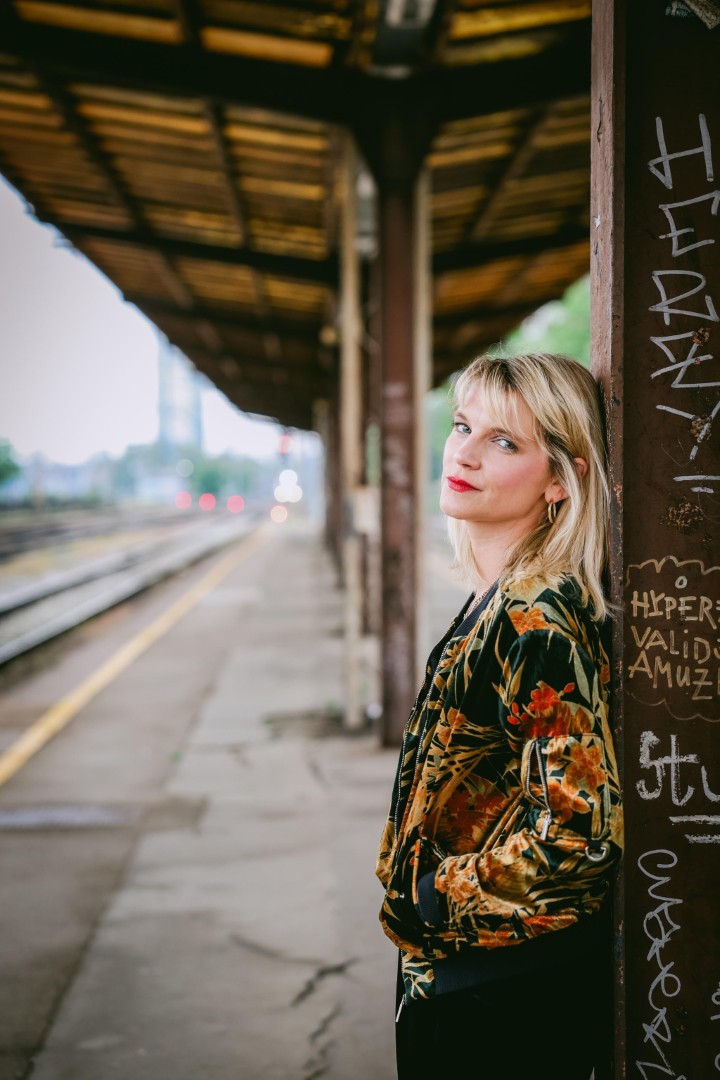 S Anicom Tomić o predstavi “U ime oca, u ime majke””