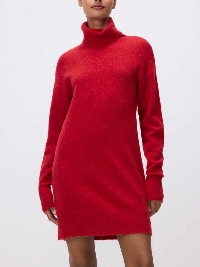 Najljepše pletene haljine za jesen 2025.