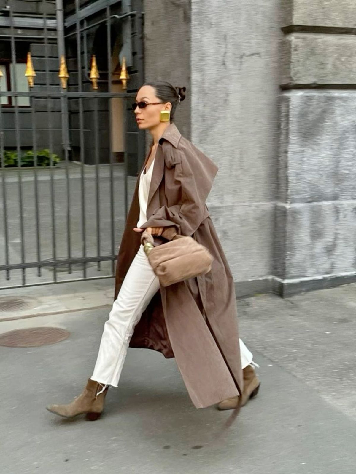 Kako stilizirati bijele hlače za zimu