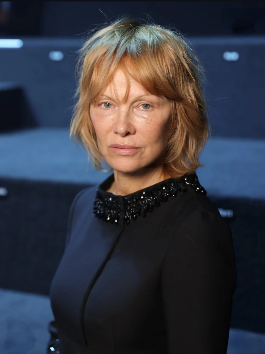 Pamela Anderson frizura