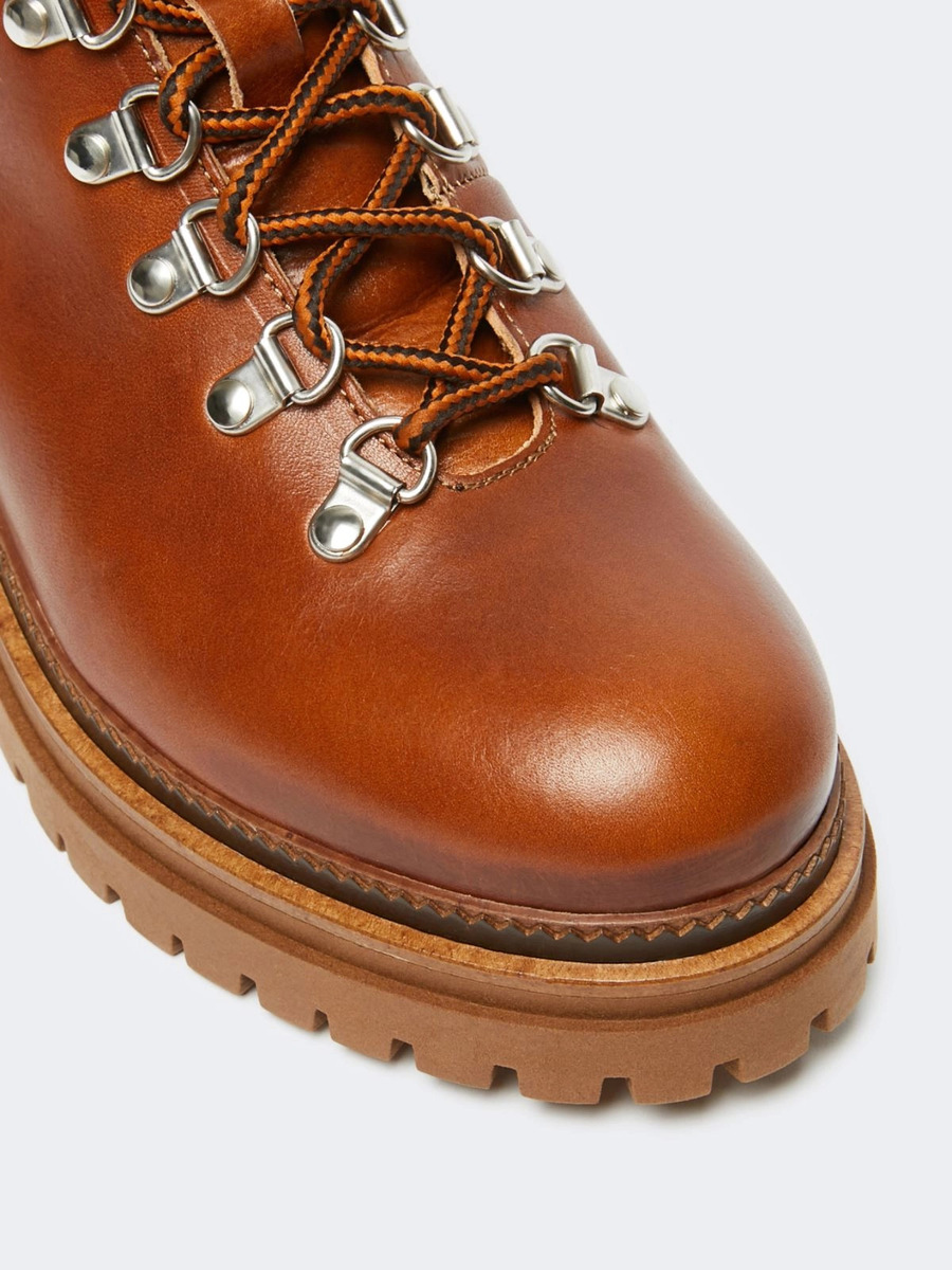 Chic gležnjače za planinarenje