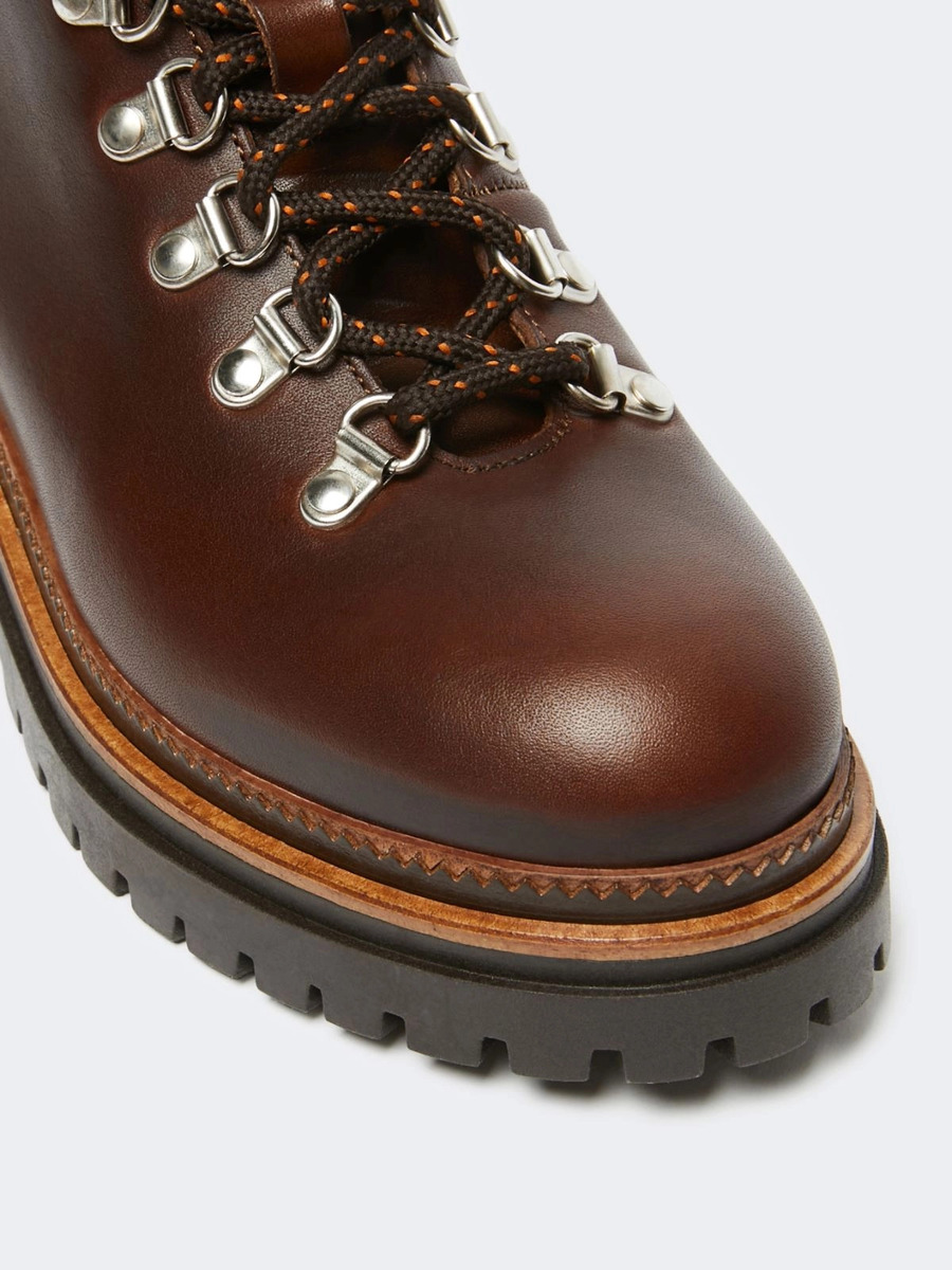 Chic gležnjače za planinarenje