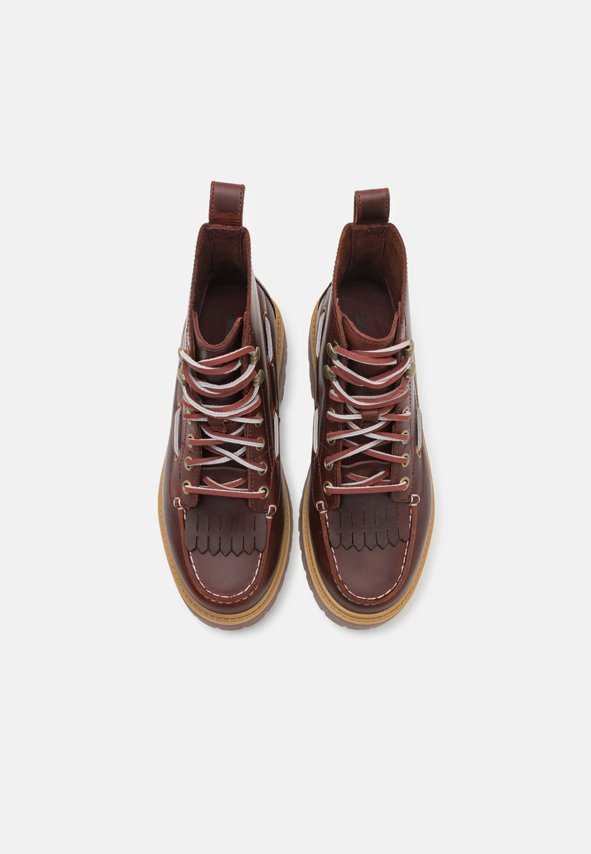 Chic gležnjače za planinarenje