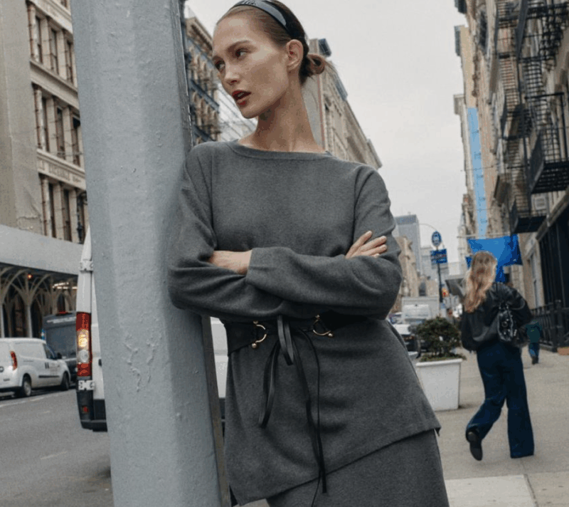 Ova must-have suknja iz Zare na Black Friday sniženju stoji manje od 20 eura