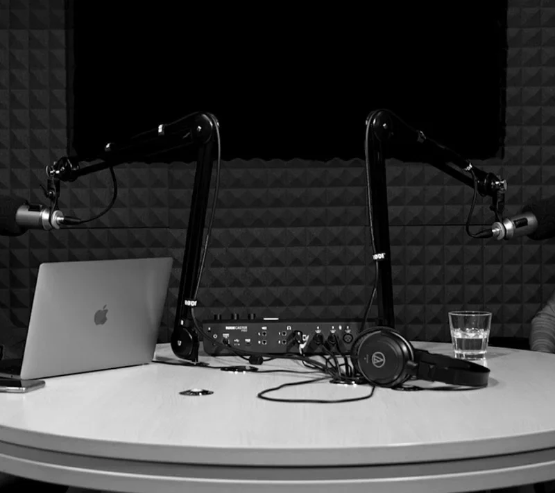 Ovo su tri najpopularnija hrvatska podcasta u 2025.