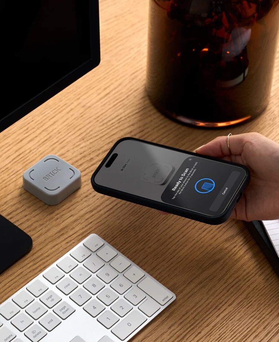 Brick uređaj za digitalni detoks