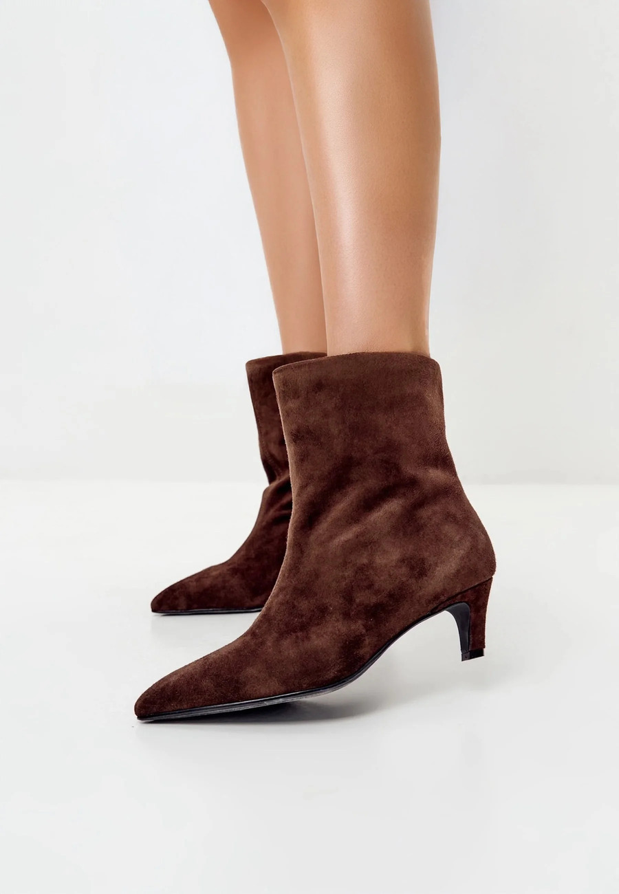 Čizme s kitten potpeticom