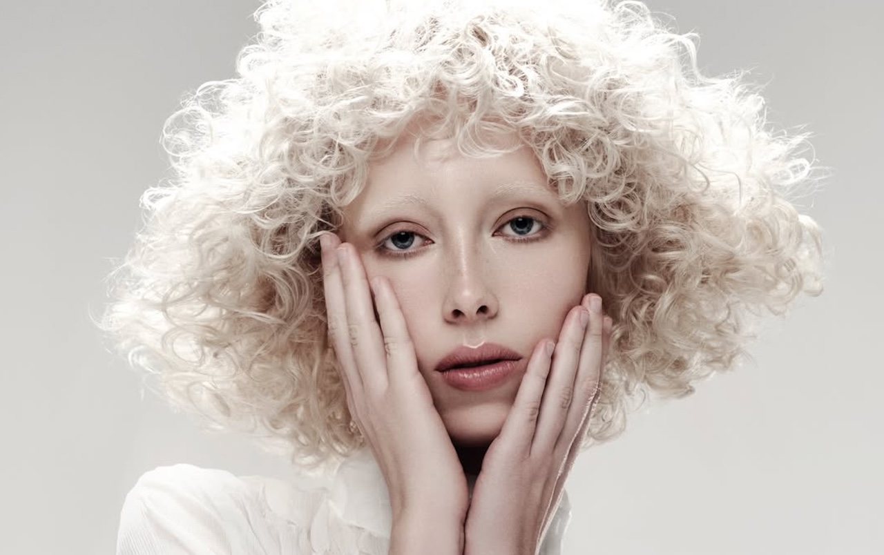 Cloud dancer manikura