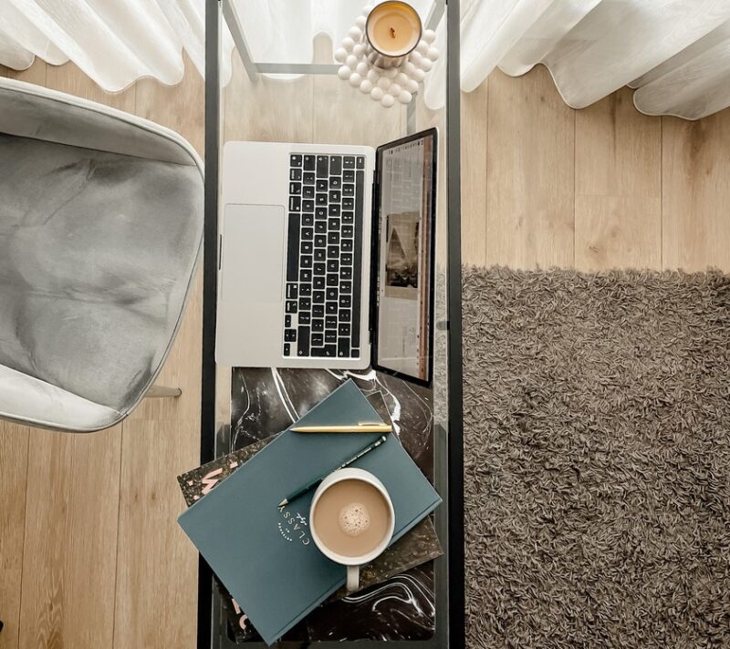 Friday illusion: zašto nas kraj tjedna čini neproduktivnima i kako to vodi do burnouta