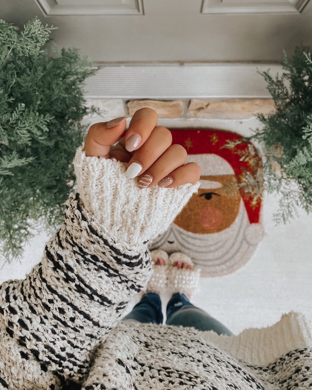 blagdanske manikure za kratke nokte