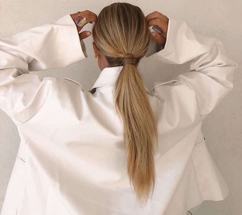 Chic frizure u 5 minuta: brzi, uredni i glamurozni stilovi koji spašavaju dan