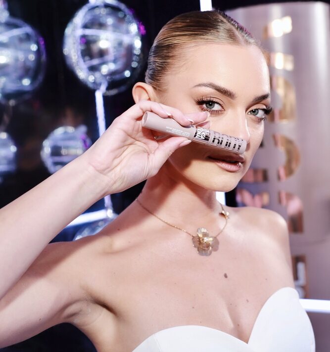 Maybelline party