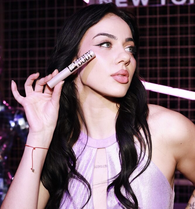 Maybelline party