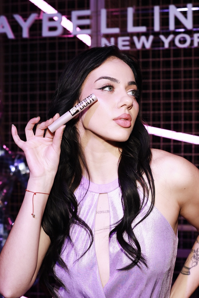 Maybelline party