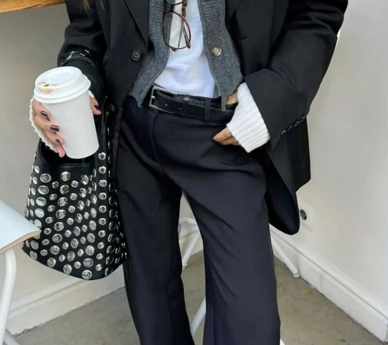 Ove hit hlače iz Stradivariusa nosimo umjesto traperica. Sada su snižene