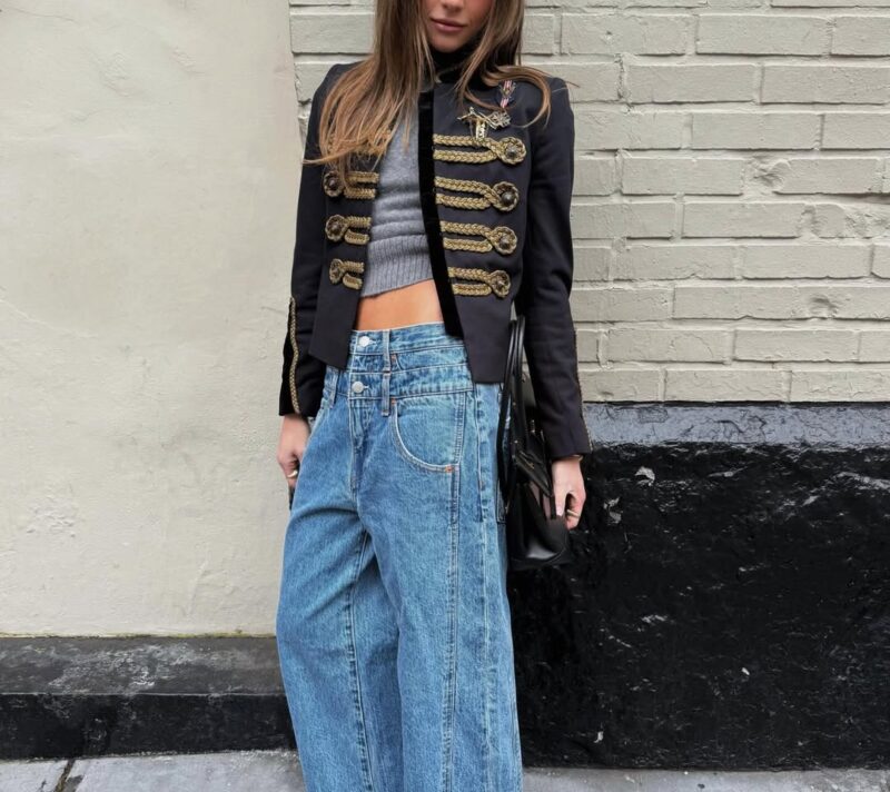 Ova omiljena jakna iz 2000-ih ponovno je modni favorit