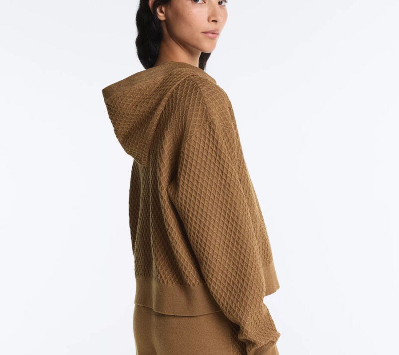 Oysho pleteni loungewear komplet