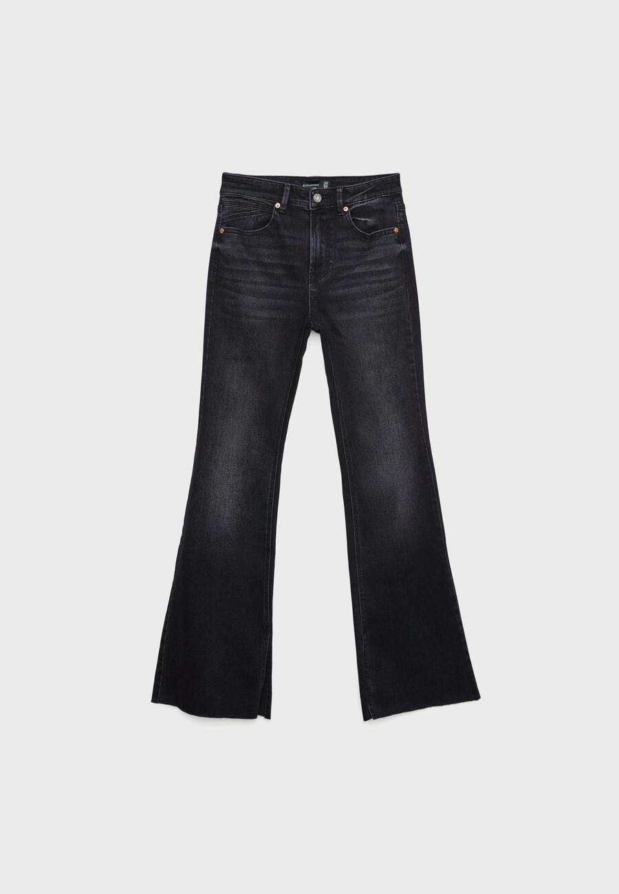 Stradivarius viralne traperice D74