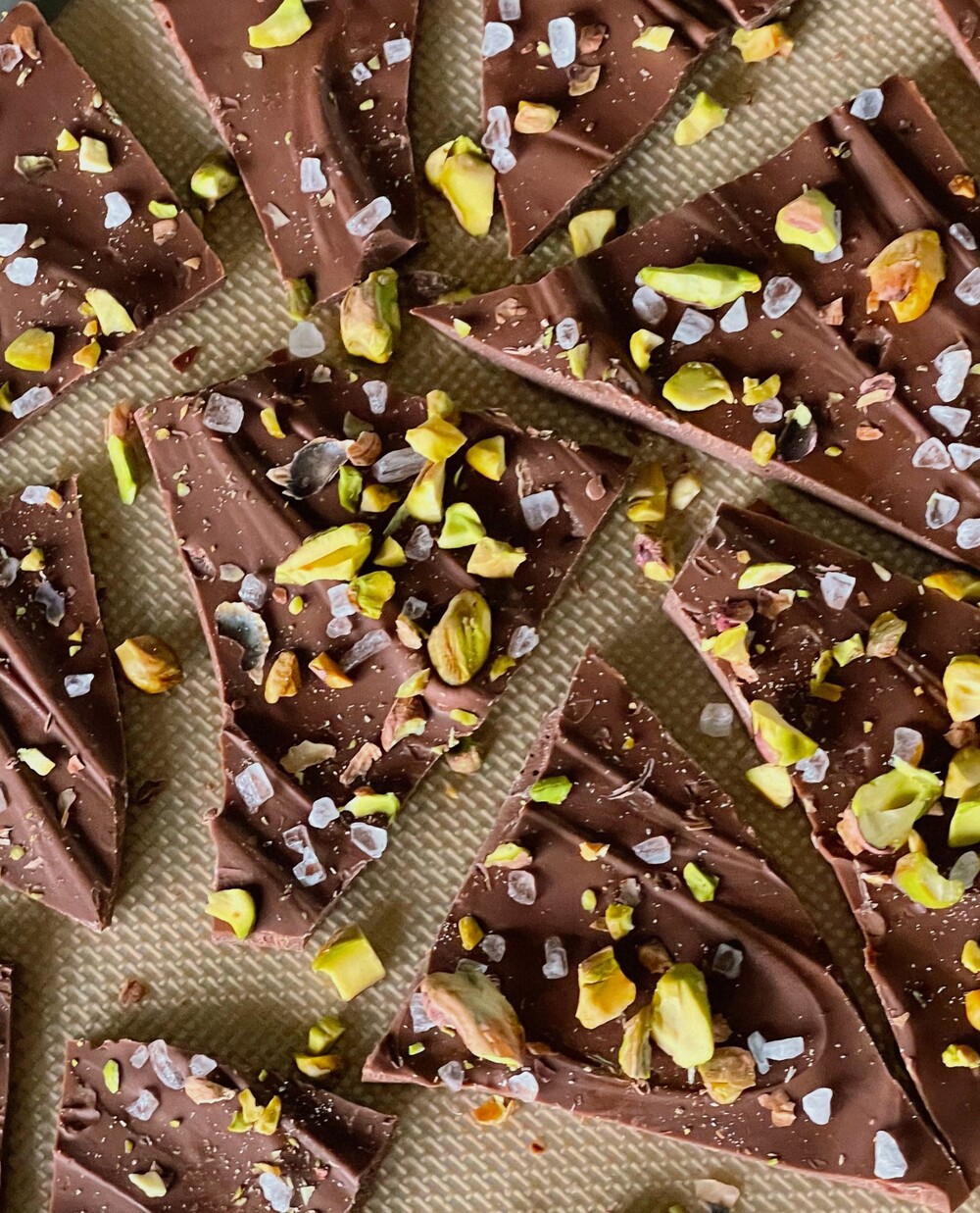 Jednostavni deserti sa zaleđenom čokoladom