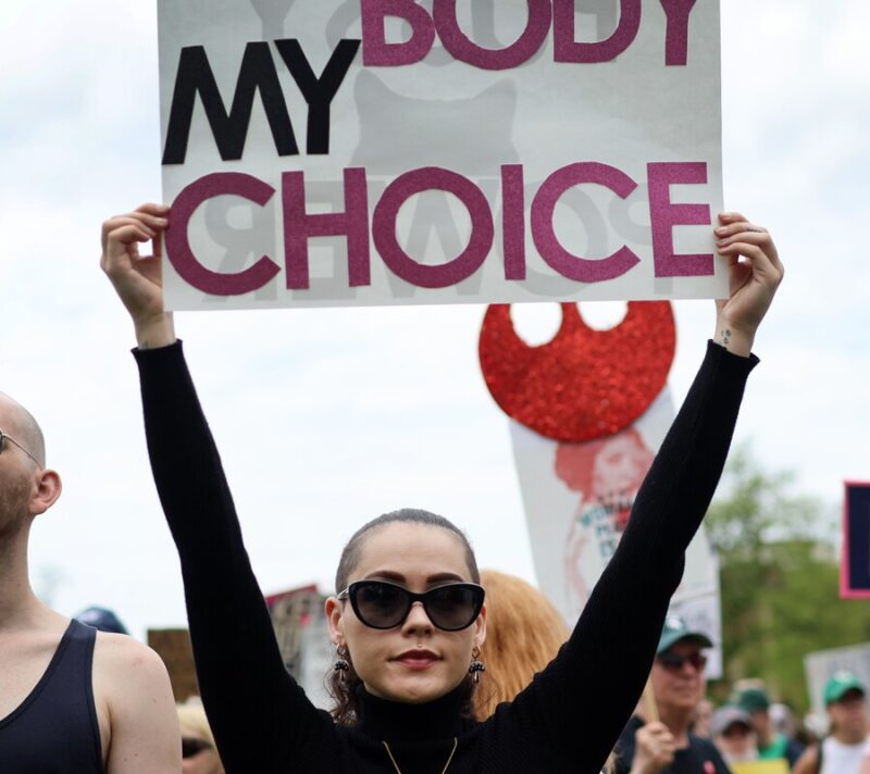 EU komisija uskoro odlučuje o dostupnosti i besplatnom prekidu trudnoće za sve žene u Uniji