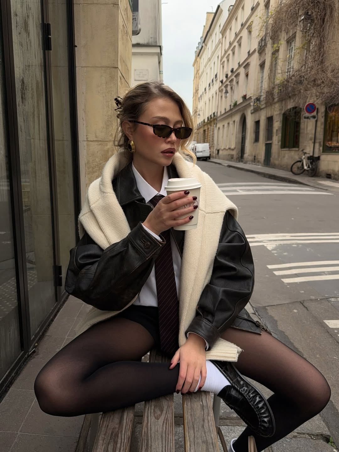 1 komad na 10 načina kožna jakna